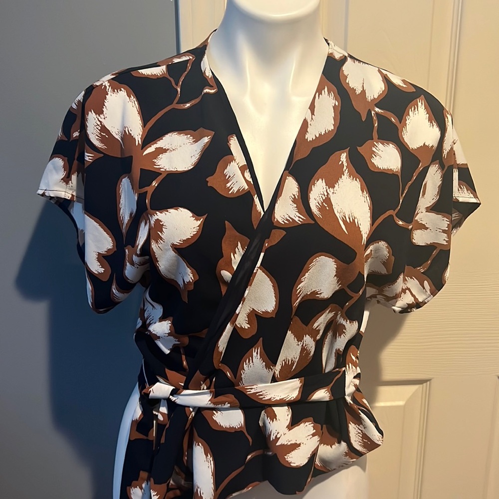 Veronica M. Floral Wrap Top